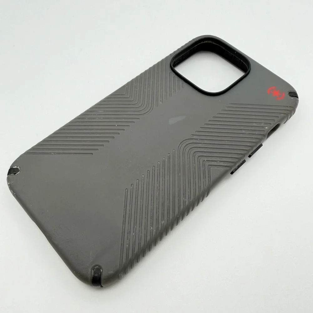 Speck Phone Case iPhone 13 Pro 6.1 MagSafe Presidio2 Grip